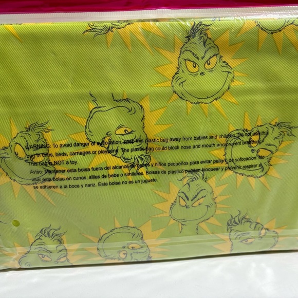 Dr. Seuss’ The Grinch Table Cloth Cover New - Picture 3 of 3